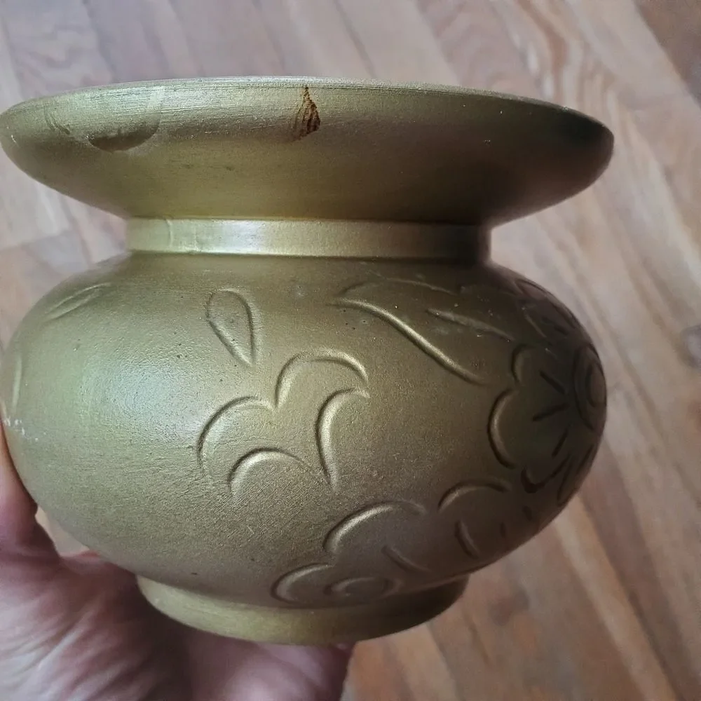 Vintage Floral Engraved Pillar Candle Holder Made In Japan